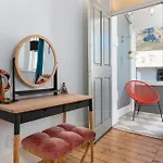 Cozy Townhouse With Table Mountain Views